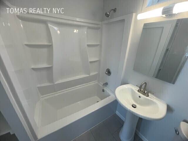 Building Photo - 33 Union Ln