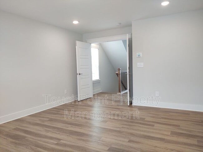 Building Photo - 4013 Belle Landing Rd