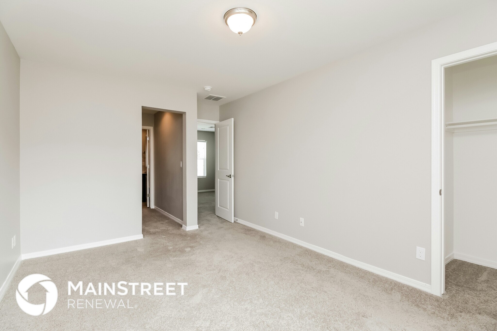 Building Photo - 2000 N 36th St