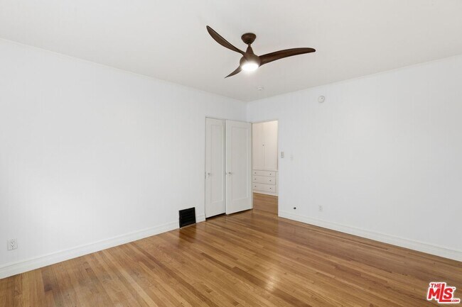 Building Photo - 1307 S Longwood Ave