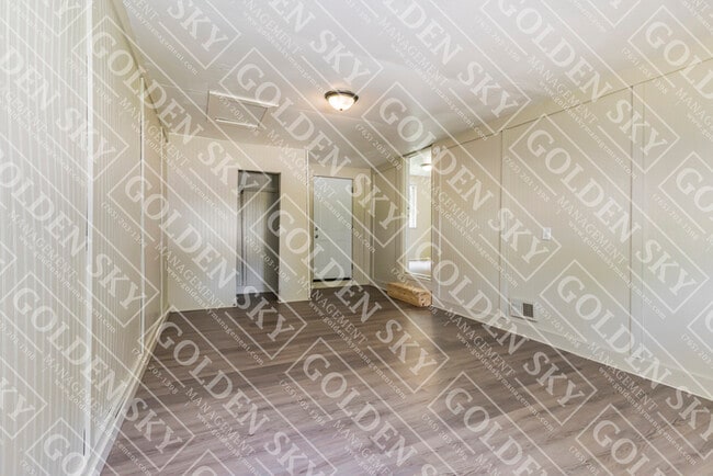 Building Photo - 3535 Alpine Pl