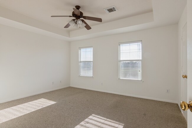 Building Photo - 4522 Park Trail Ln