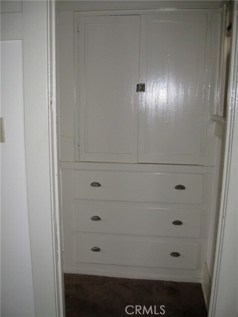 Building Photo - 311-314 W 4th St