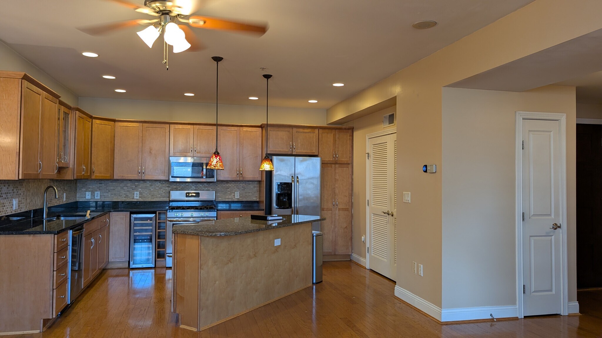 Kitchen Area - 30 East Central Pky