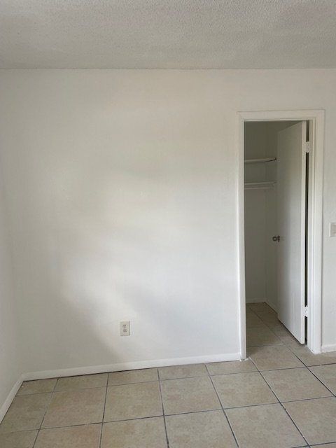 Building Photo - 3320 51st Ave Dr W