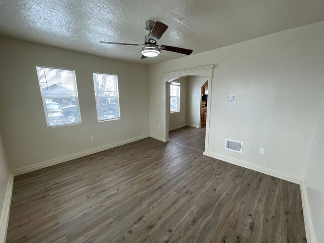 Building Photo - Country Living in Culver - 2 Bedroom / 1 Bath Home