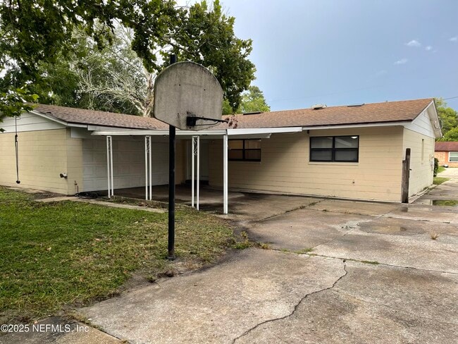 Building Photo - 3528 Jacona Dr