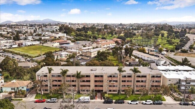 Building Photo - Condo 2 Bed / 2 Bath – In-Unit Laundry – C...