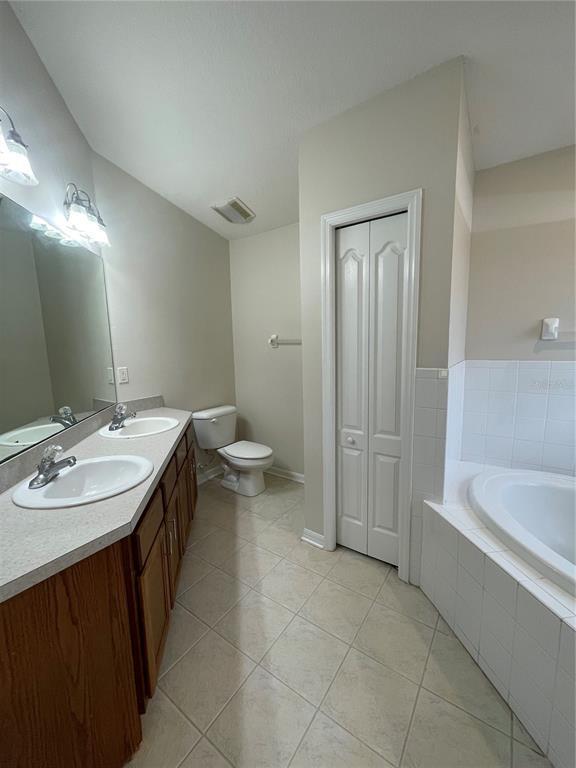 Building Photo - 3849 Washburn Pl
