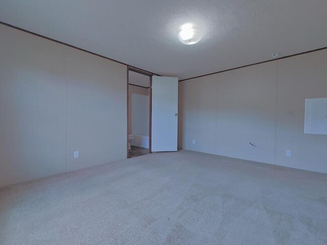 Building Photo - 312 W Tower Ln