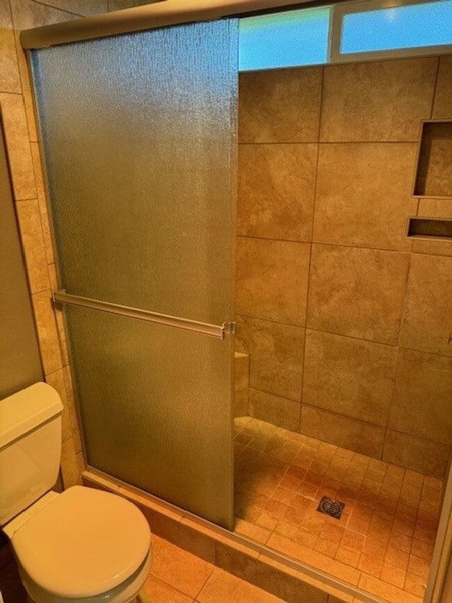 Building Photo - Three Bedroom house for lease in Old East ...