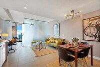 Building Photo - 90 NE 17th St