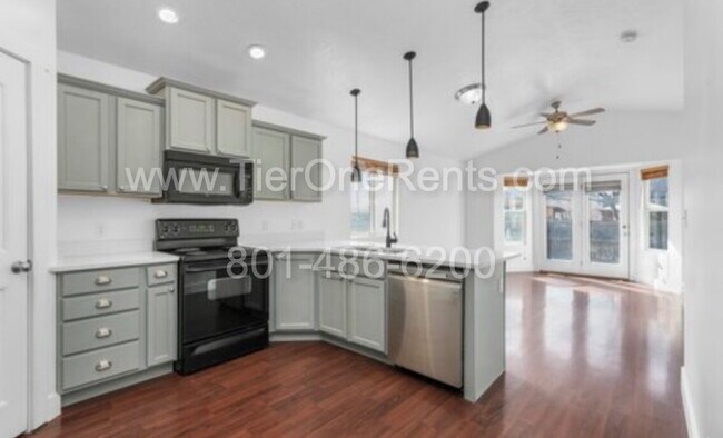 Building Photo - NO DEPOSIT option available for qualified renters