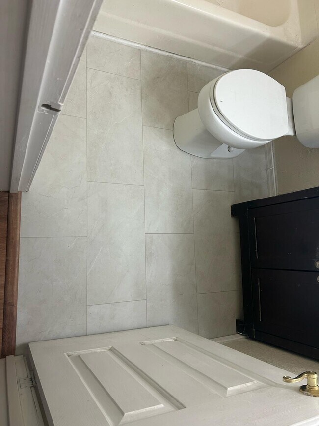 Building Photo - 8625 E Belleview Pl