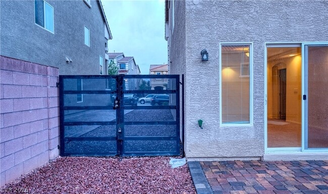 Building Photo - 7122 Black Sage St