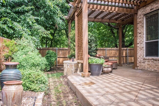Building Photo - 4504 Narrowbrook Drive