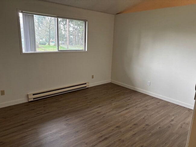 Building Photo - 5555/5545 Gill St