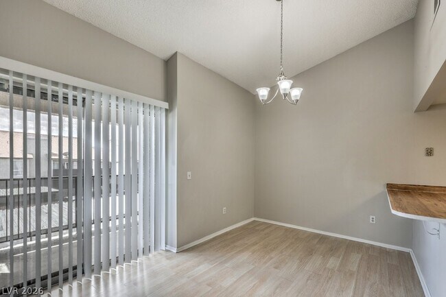 Building Photo - 2981 Country Manor Ln