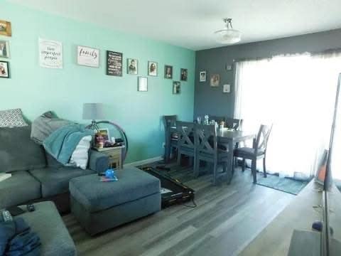 Building Photo - 31 Coventry Ln