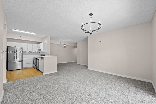Building Photo - 6992 SW 39th St