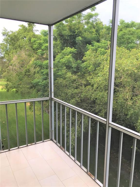 Building Photo - 4210 Ironwood Cir