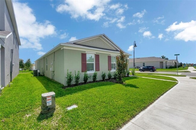Building Photo - 5879 Galloping Dr