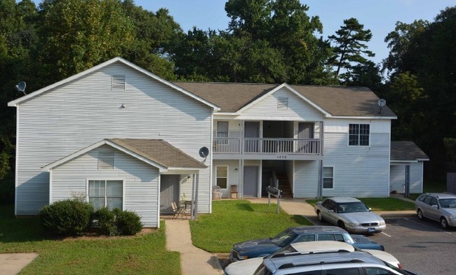 Building Photo - Saratoga Park Apartments