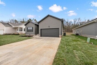 Building Photo - 2755 Cedrus Ave