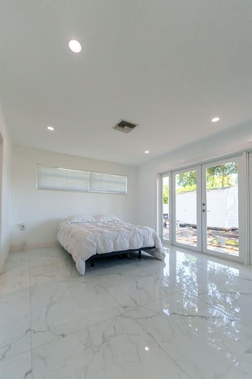 Building Photo - 2011 N 43rd Ave