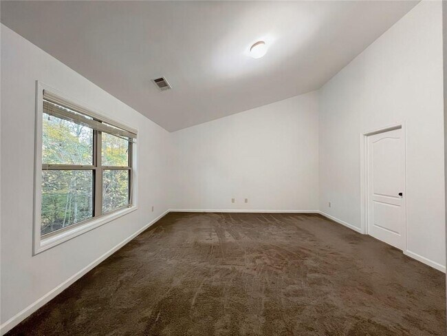 Building Photo - 2416 Peach Shoals Cir