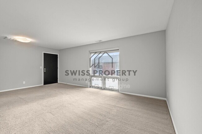 Building Photo - 1155 Edgehill Rd
