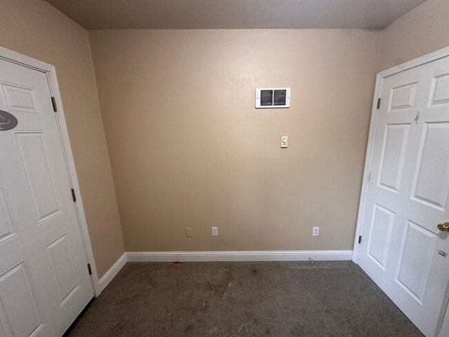 Building Photo - Bungay 22nd Ave Apartments - UW