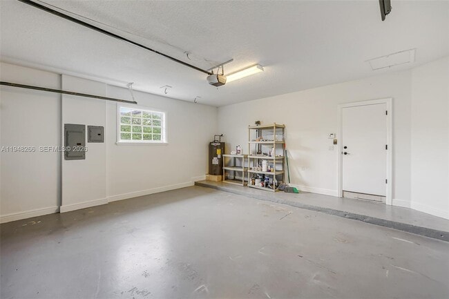 Building Photo - 10261 SW 58th St