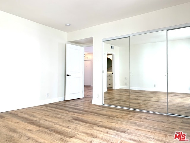 Building Photo - 1227 Granville Ave