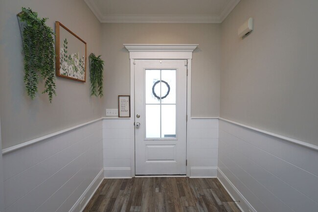 Building Photo - 3816 Renee Pl