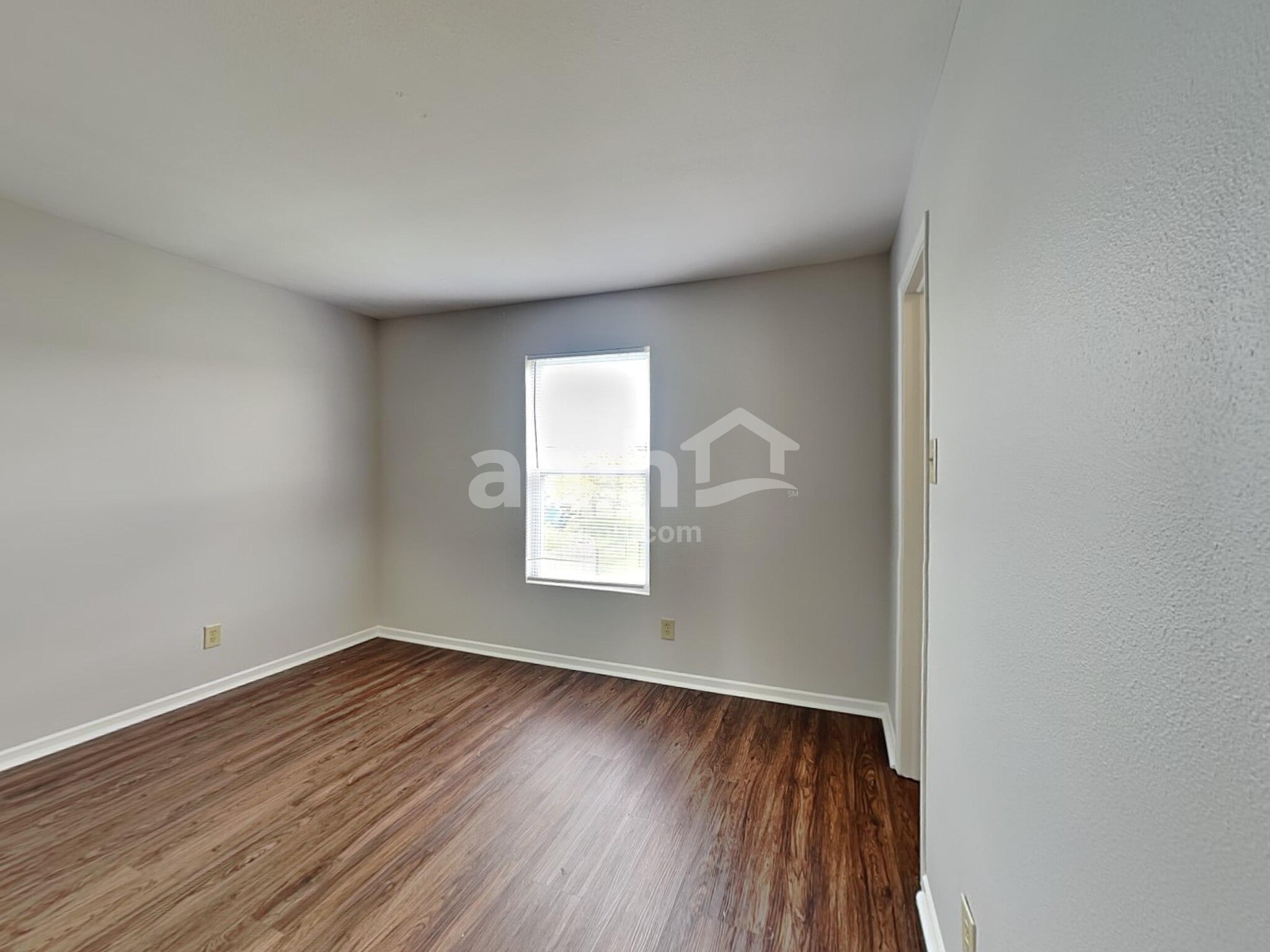 Building Photo - 2373 Blackthorn Dr