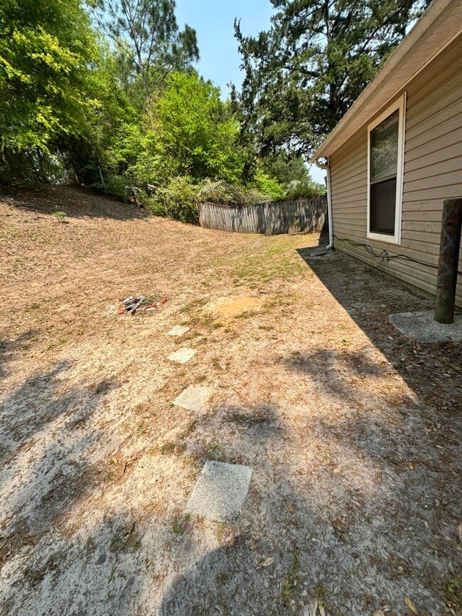 Building Photo - 129 Oak Terrace Dr