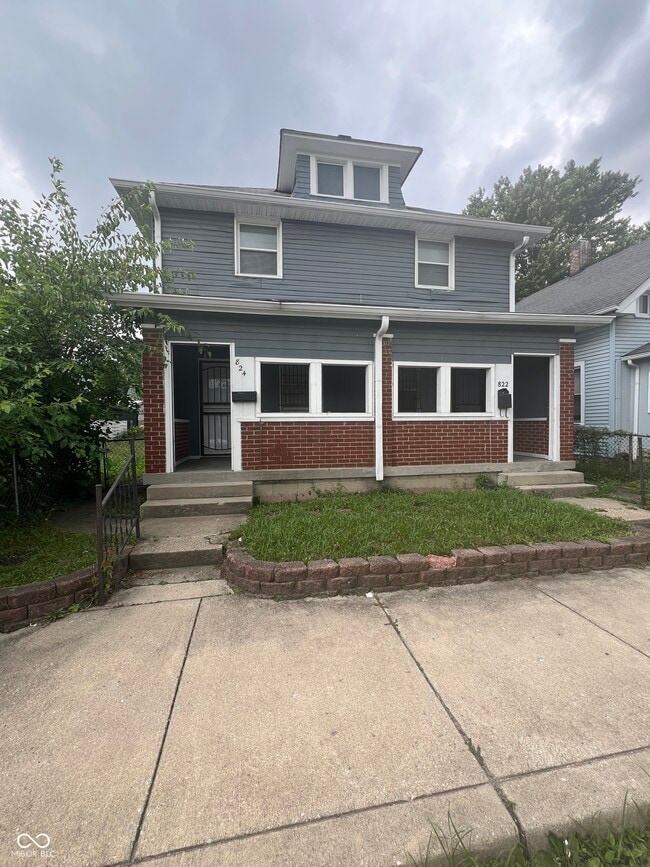 Primary Photo - 824 Harlan St