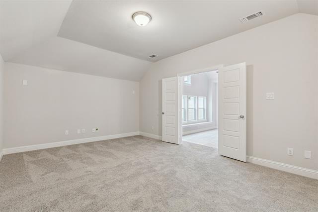 Building Photo - 821 Veranda View
