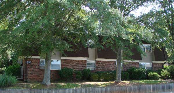 Primary Photo - Hickory Heights