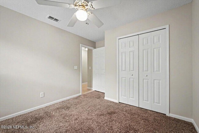 Building Photo - 133 Dragonfly Dr