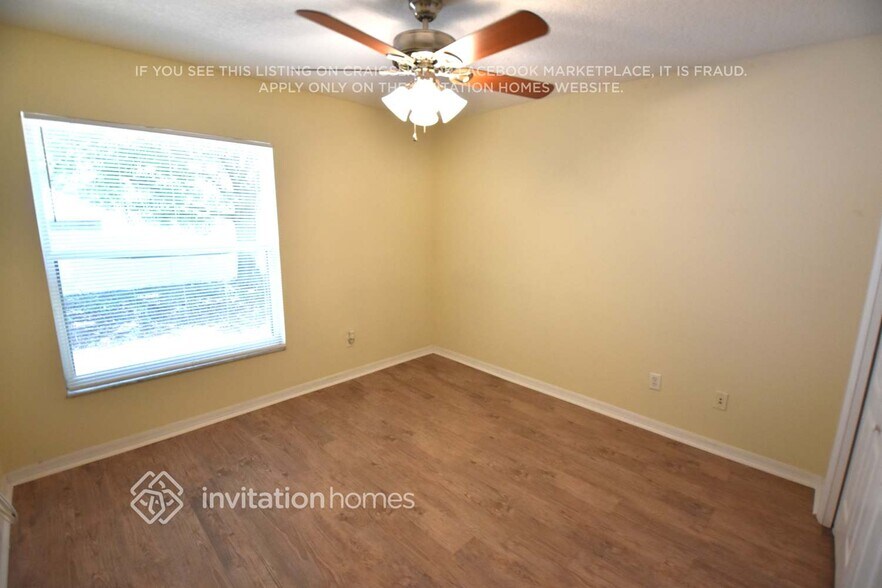 Building Photo - 3051 Brighton Rd