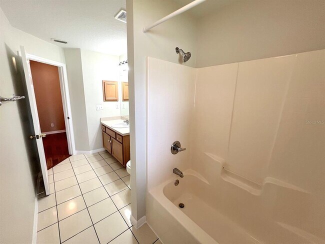 Building Photo - 70 Pheasant Dr