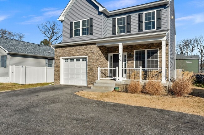 Building Photo - Beautiful 4br 2.5ba with huge basement and garage in Edgemere