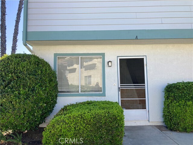 Building Photo - 28601 Calle Del Lago