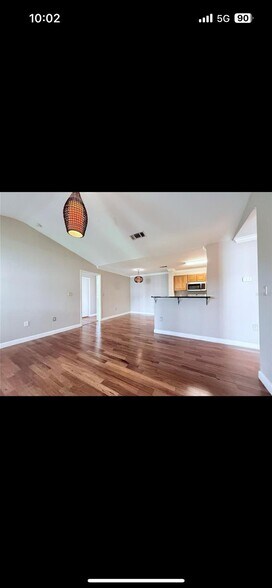 Building Photo - 18369 Bridle Club Dr