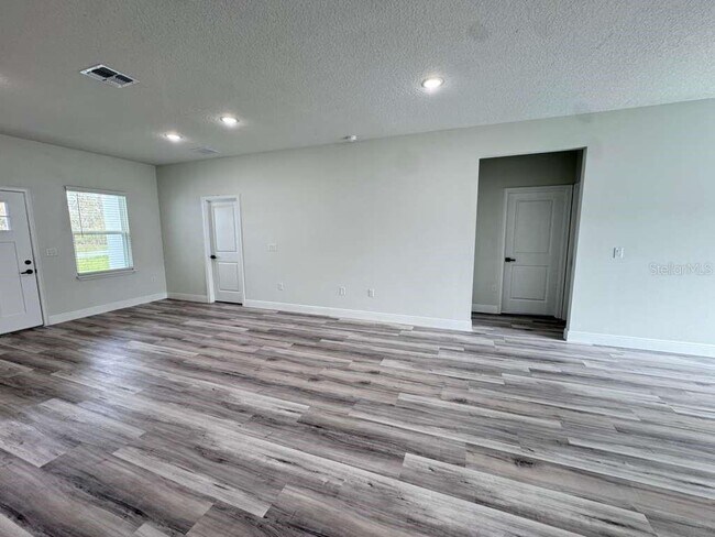 Building Photo - 3832 SW 157th Place Rd