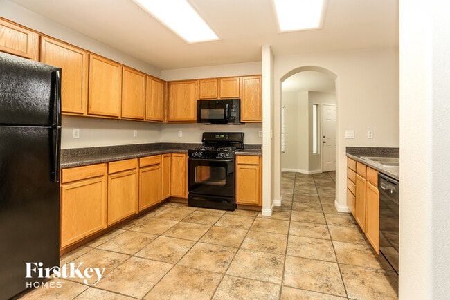 Building Photo - 7725 Donald Nelson Ave