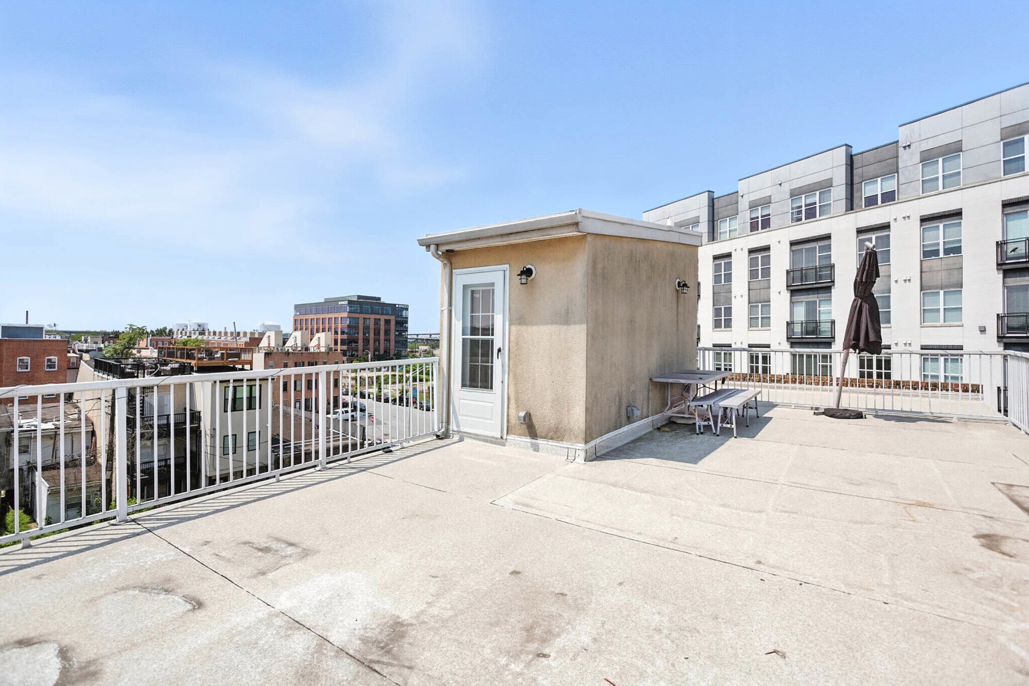 Building Photo - 1125 Race St