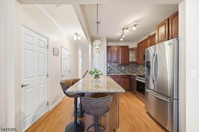 Building Photo - 424 Hartford Dr